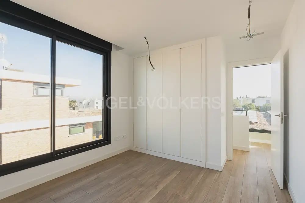 4 Zimmer Villa zu vermieten in Betera mit Pool Garage - 4.200 € (Ref: 10171946)