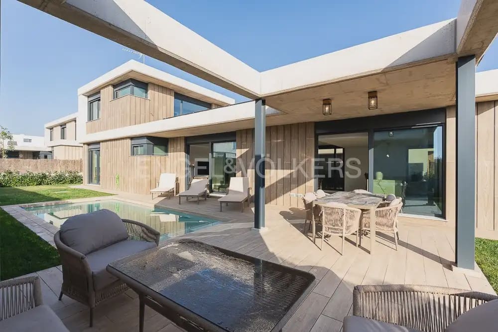4 Zimmer Villa zu vermieten in Betera mit Pool Garage - 4.200 € (Ref: 10171946)