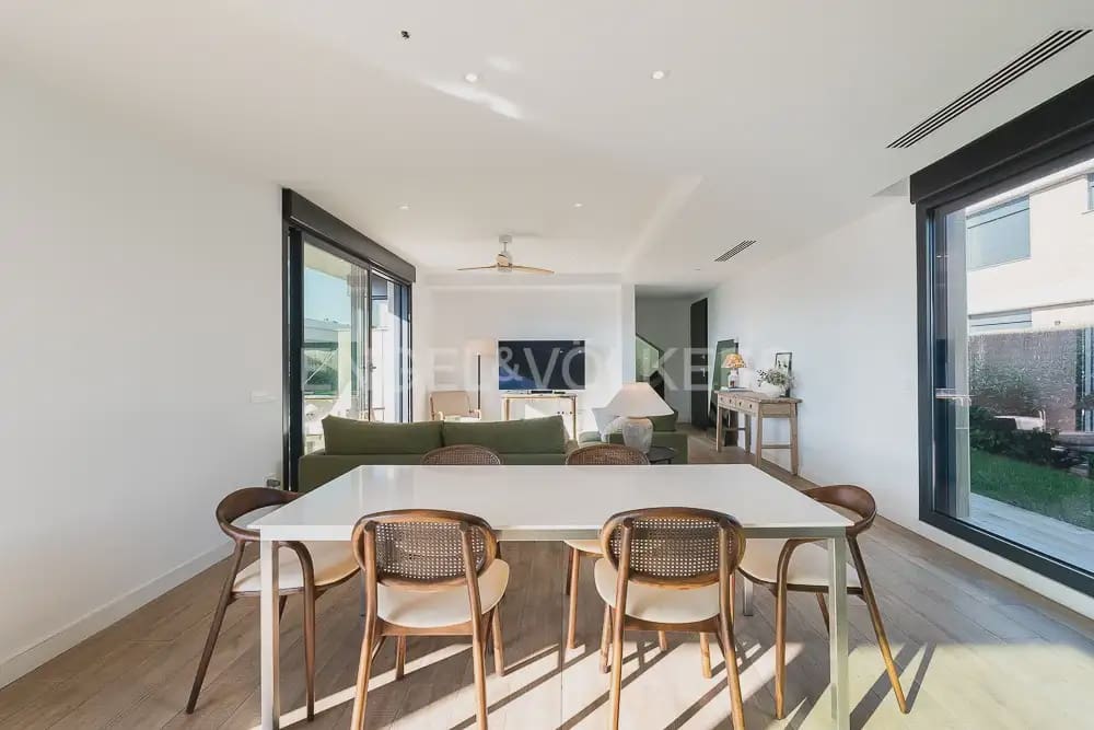 4 Zimmer Villa zu vermieten in Betera mit Pool Garage - 4.200 € (Ref: 10171946)