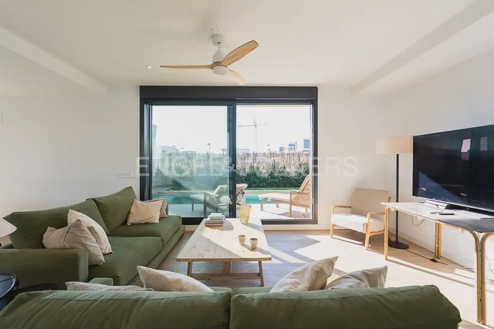 4 Zimmer Villa zu vermieten in Betera mit Pool Garage - 4.200 € (Ref: 10171946)