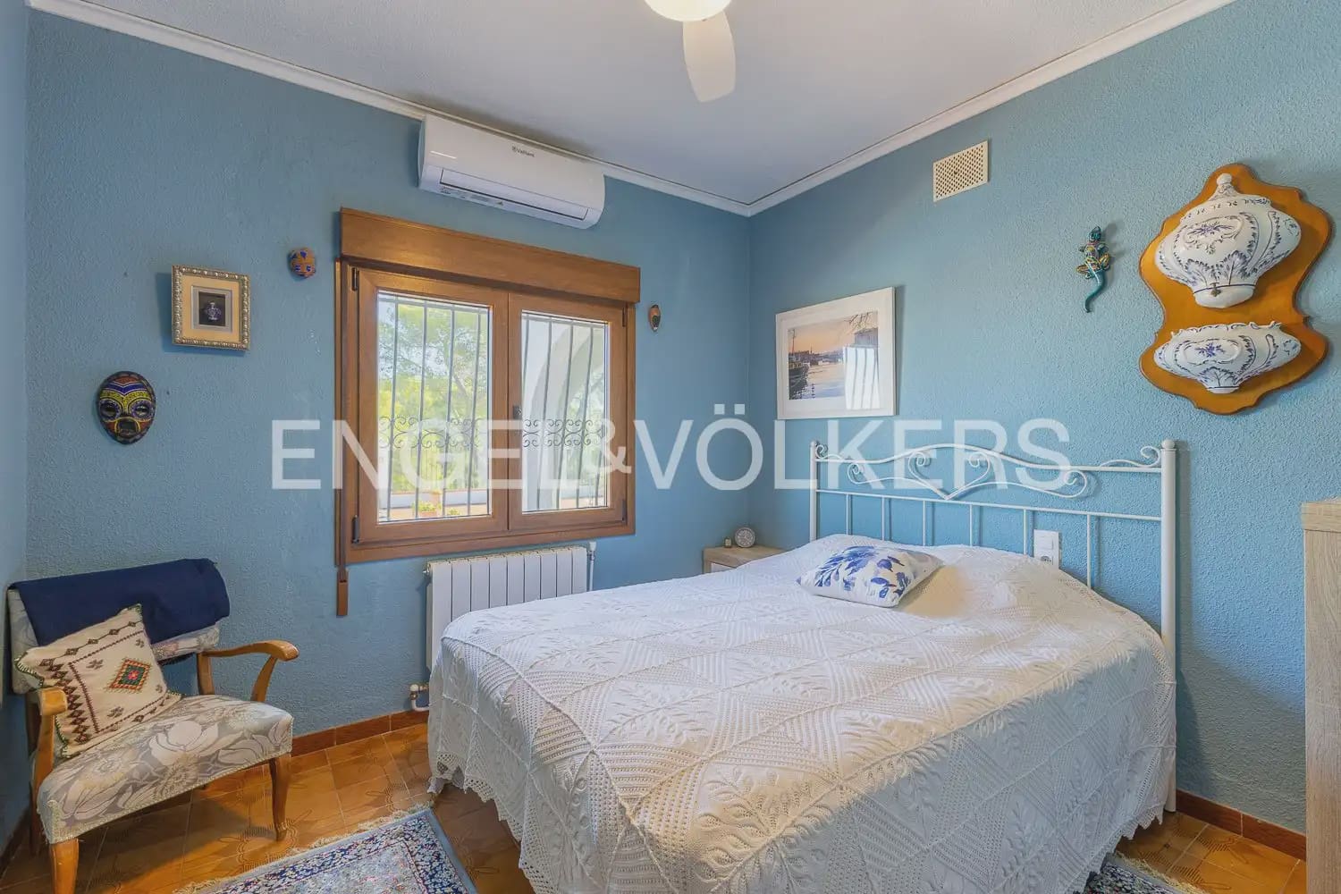 4 Zimmer Villa zu verkaufen in Oliva mit Pool Garage - 675.000 € (Ref: 10172163)