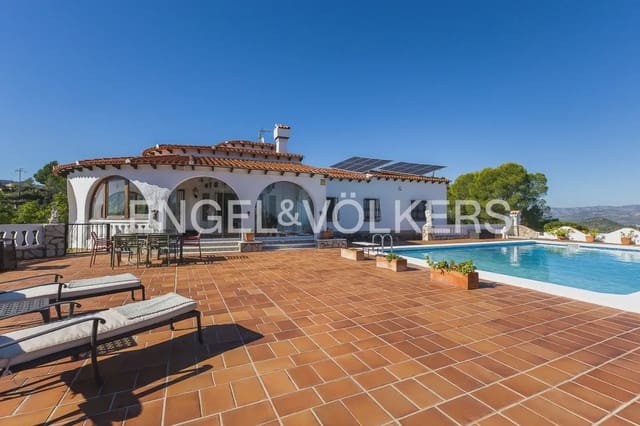 4 makuuhuone Huvila myytävänä paikassa Oliva Pueblo, Oliva - 675 000 € (Ref: 10172163)