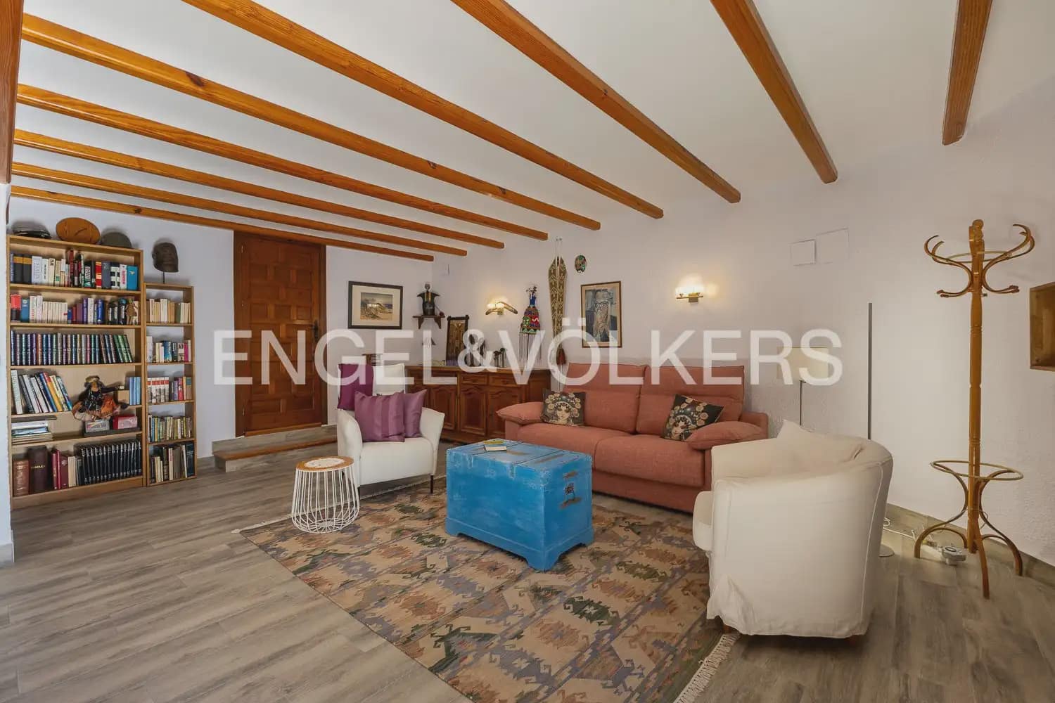 4 Zimmer Villa zu verkaufen in Oliva mit Pool Garage - 675.000 € (Ref: 10172163)