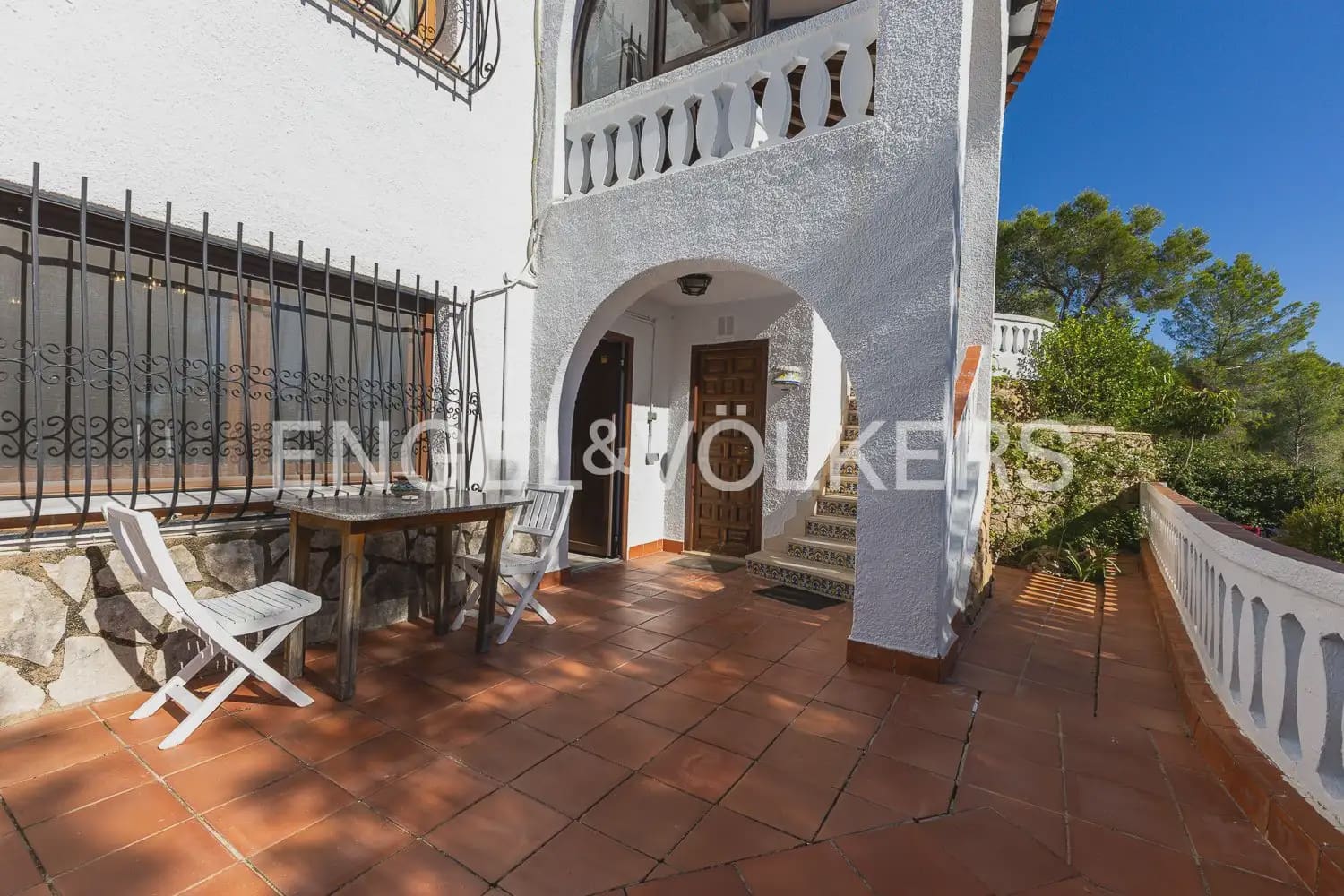 4 Zimmer Villa zu verkaufen in Oliva mit Pool Garage - 675.000 € (Ref: 10172163)