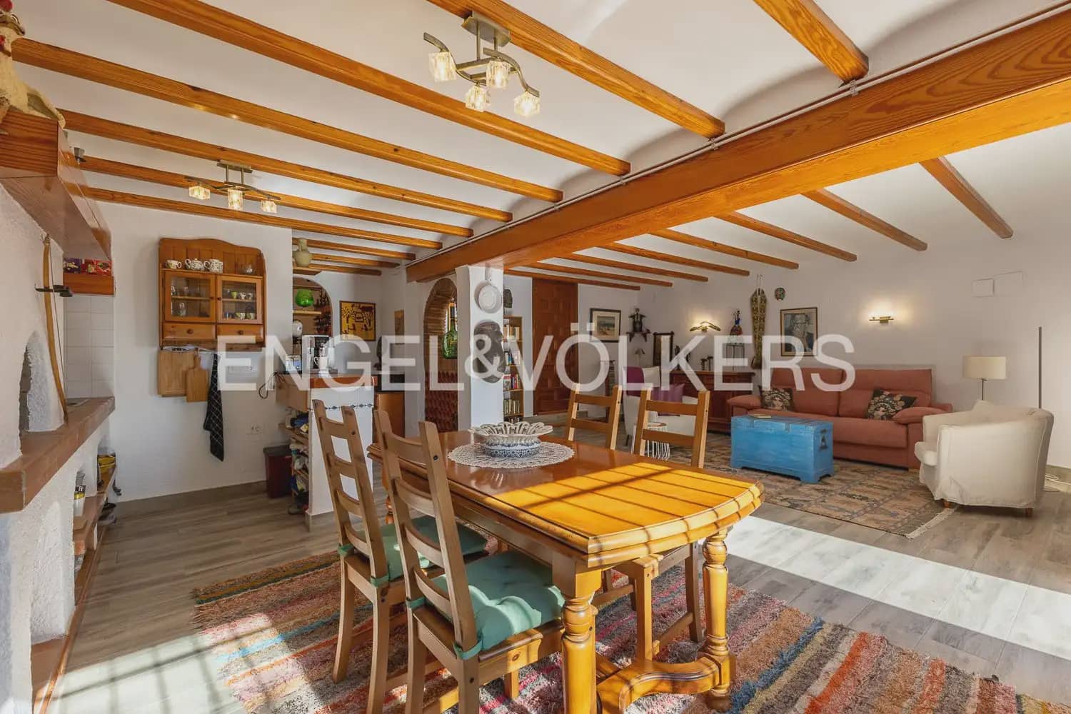 4 Zimmer Villa zu verkaufen in Oliva mit Pool Garage - 675.000 € (Ref: 10172163)