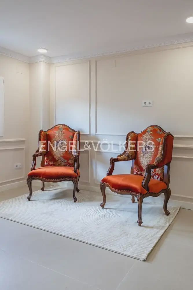 4 sovrum Lägenhet att hyra i Valencia stad med garage - 3 400 € (Ref: 10172471)