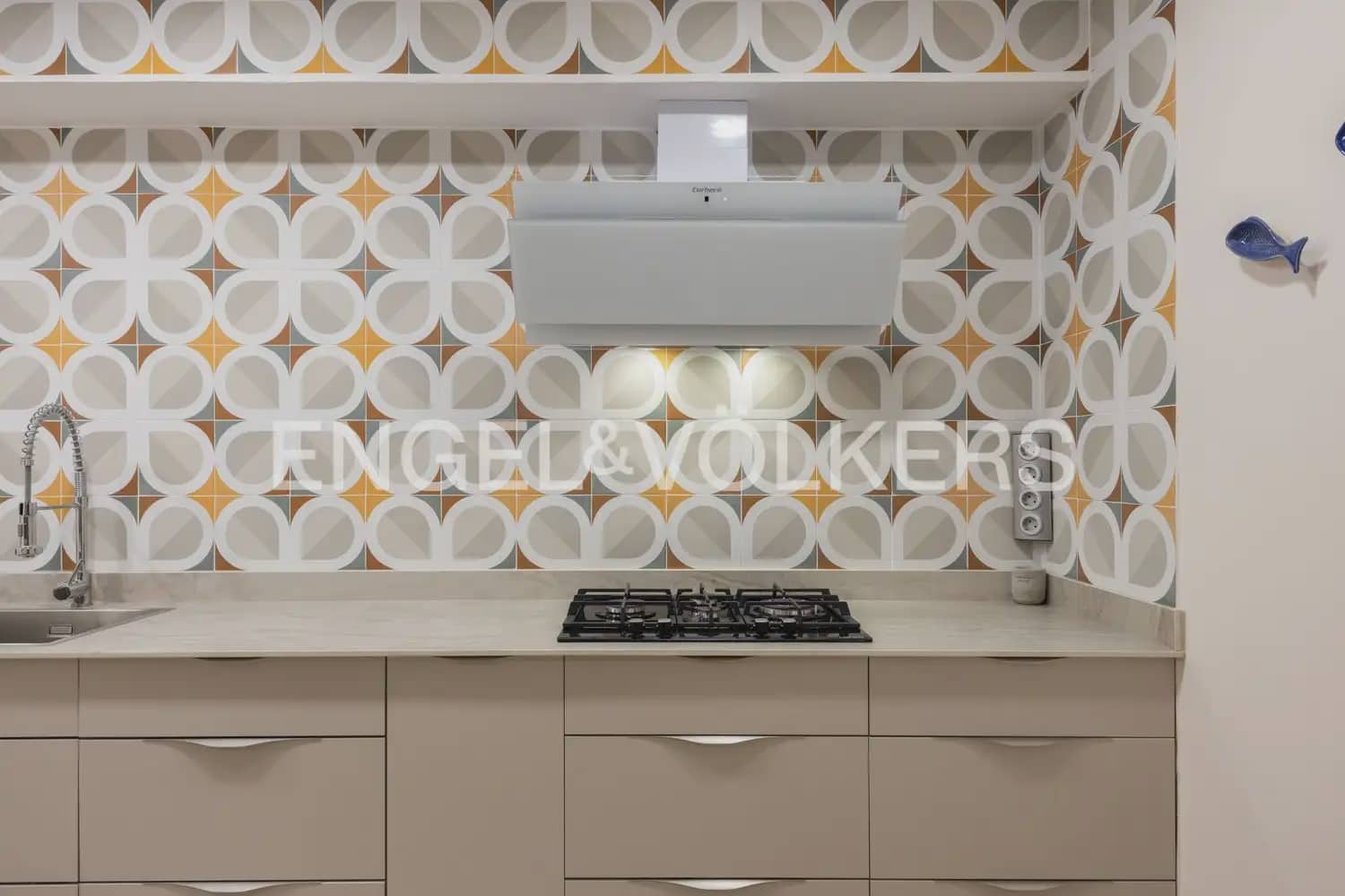 4 sovrum Lägenhet att hyra i Valencia stad med garage - 3 400 € (Ref: 10172471)