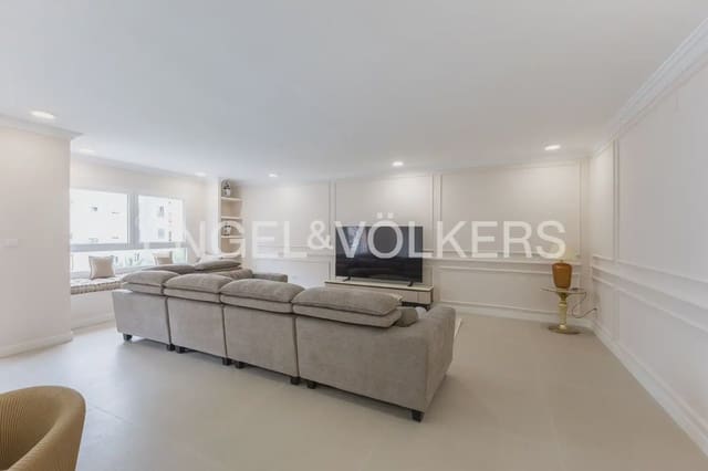 4 camera da letto Appartamento da affittare in Arrancapins, Valencia città con garage - 3.400 € (Rif: 10172471)