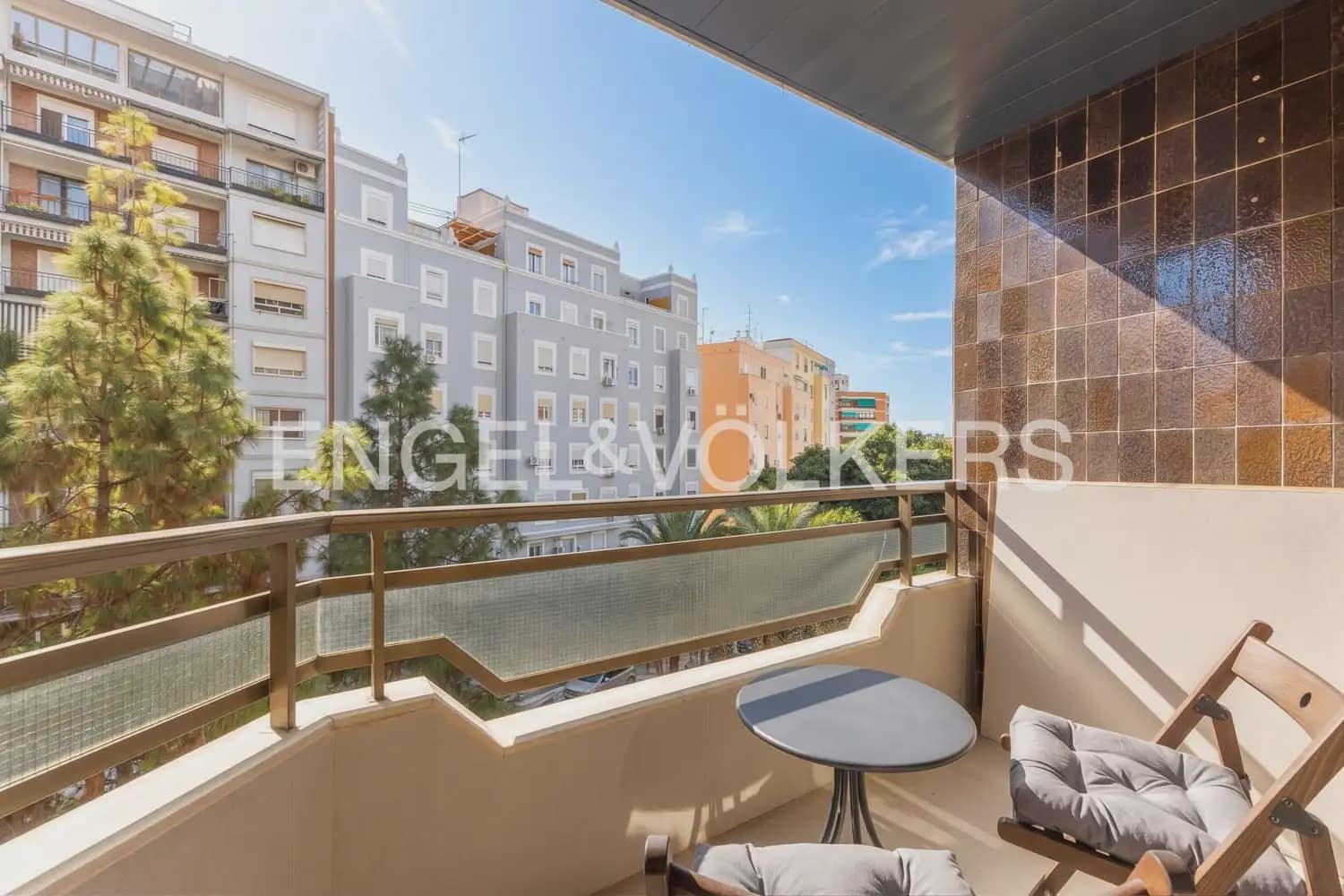 4 sovrum Lägenhet att hyra i Valencia stad med garage - 3 400 € (Ref: 10172471)