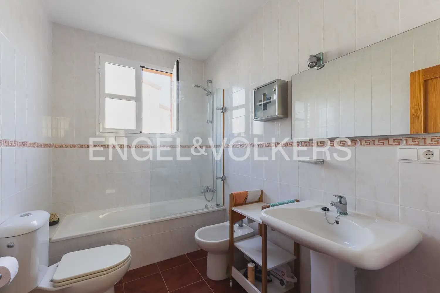Chalet de 3 habitaciones en Riba-roja de Túria en venta con garaje - 525.000 € (Ref: 10172480)