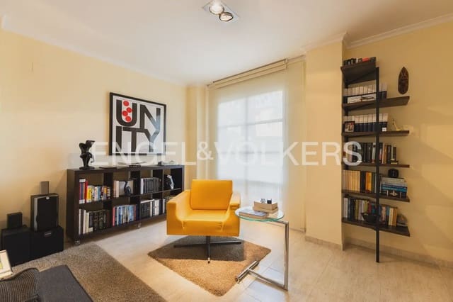 Chalet de 3 habitaciones en Riba-roja de Túria en venta con garaje - 525.000 € (Ref: 10172480)
