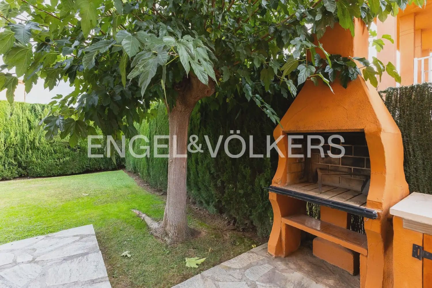 Chalet de 3 habitaciones en Riba-roja de Túria en venta con garaje - 525.000 € (Ref: 10172480)