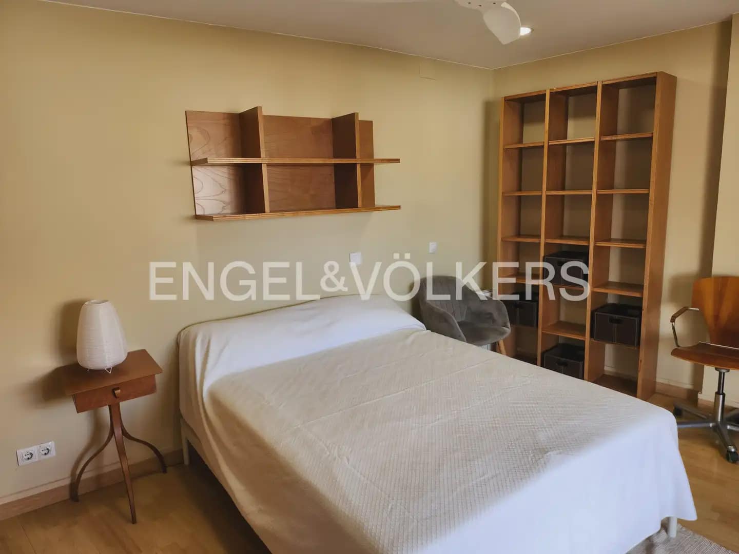 1 sypialnia Penthouse do wynajęcia w Miasto Walencja - 2 000 € (Ref: 10172482)