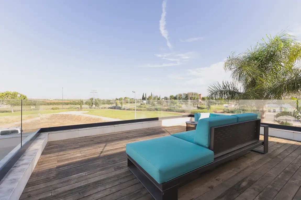3 soveværelse Villa til leje i Albal med swimmingpool garage - € 3.600 (Ref: 10173001)
