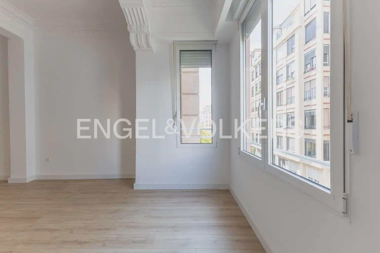 4 soverom Leilighet til leie i Valencia by - € 2 200 (Ref: 10175869)
