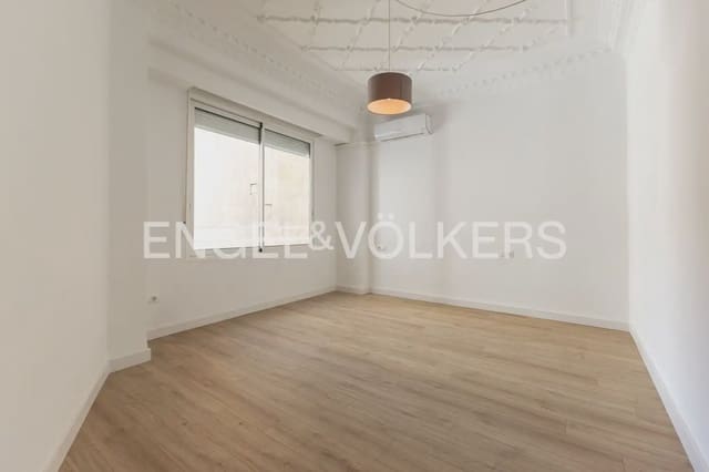 4 soverom Leilighet til leie i La Gran Via, Valencia by - € 2 200 (Ref: 10175869)