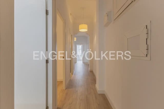 4 soverom Leilighet til leie i La Gran Via, Valencia by - € 2 200 (Ref: 10175869)