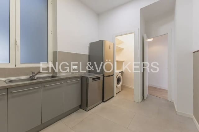 4 soverom Leilighet til leie i La Gran Via, Valencia by - € 2 200 (Ref: 10175869)