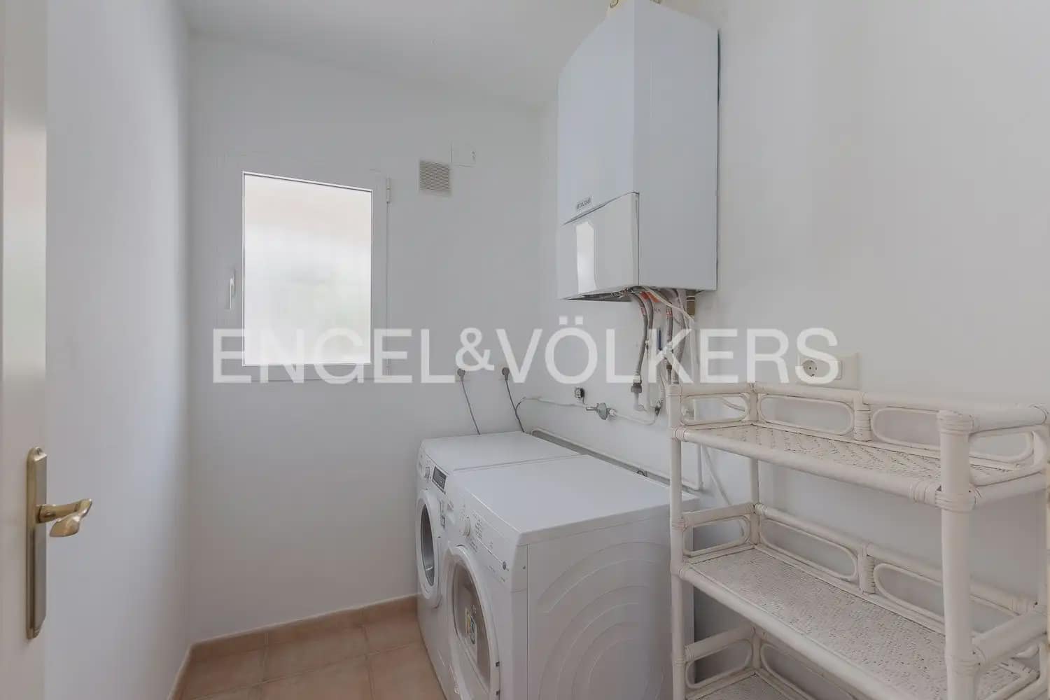 7 slaapkamer Villa te koop in Pedreguer met zwembad garage - € 940.000 (Ref: 10175999)