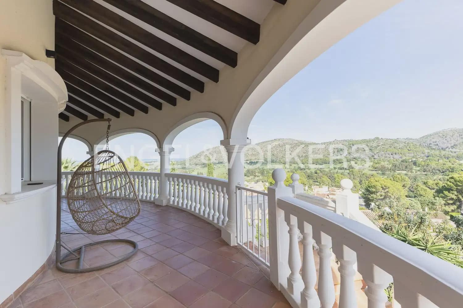 7 slaapkamer Villa te koop in Pedreguer met zwembad garage - € 940.000 (Ref: 10175999)
