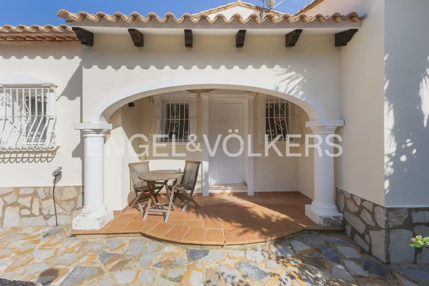 7 slaapkamer Villa te koop in Pedreguer met zwembad garage - € 940.000 (Ref: 10175999)