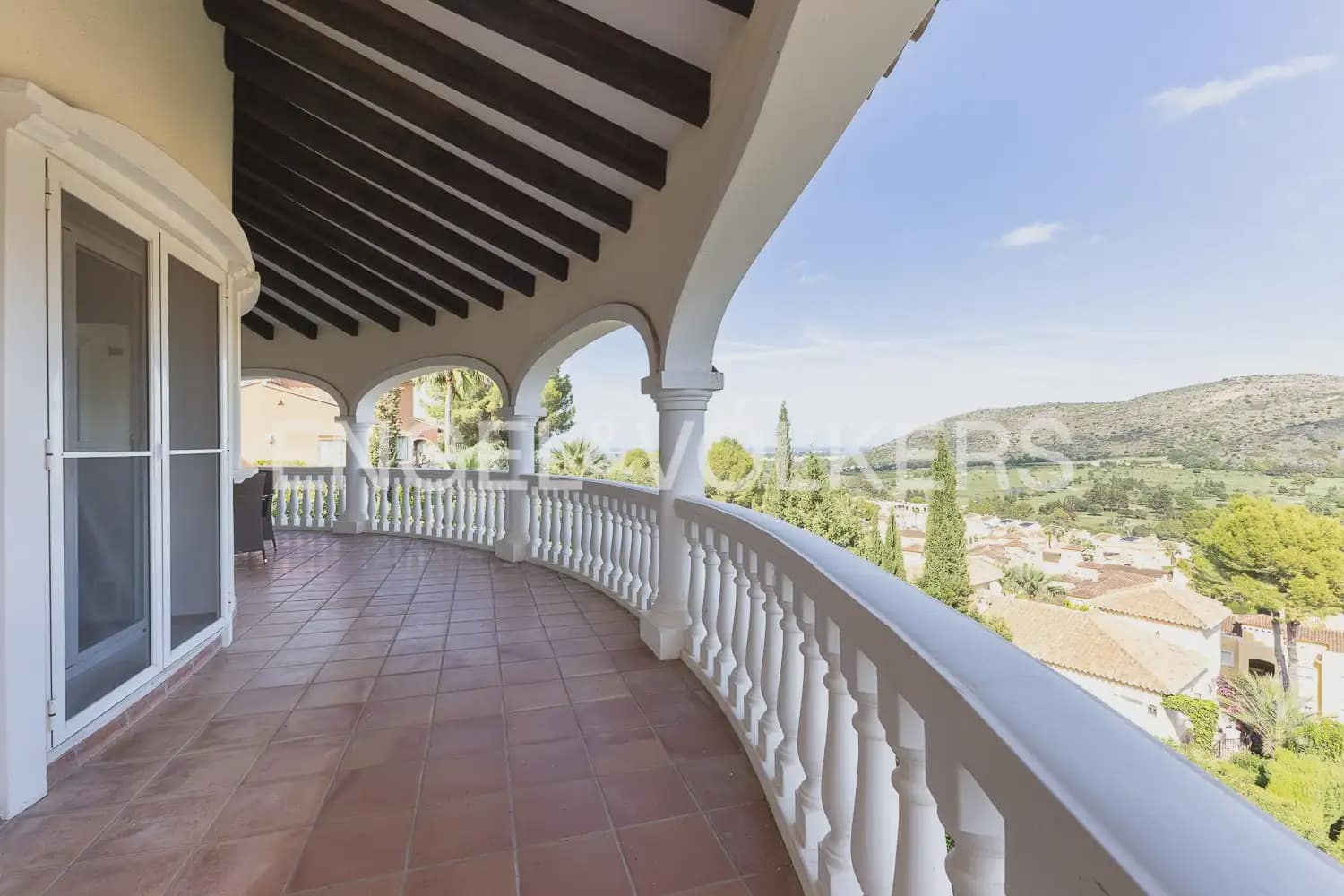 7 slaapkamer Villa te koop in Pedreguer met zwembad garage - € 940.000 (Ref: 10175999)