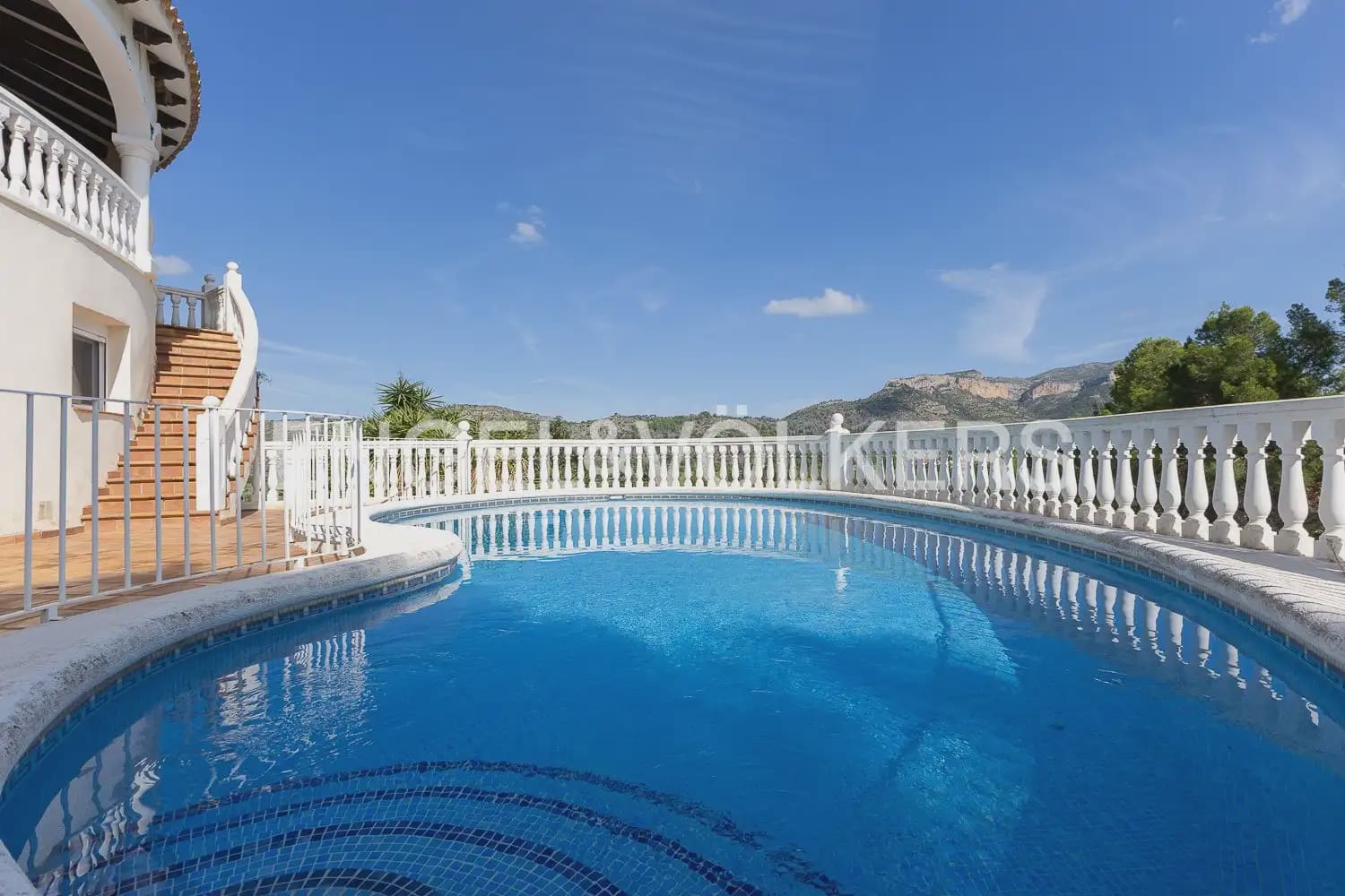 7 slaapkamer Villa te koop in Pedreguer met zwembad garage - € 940.000 (Ref: 10175999)