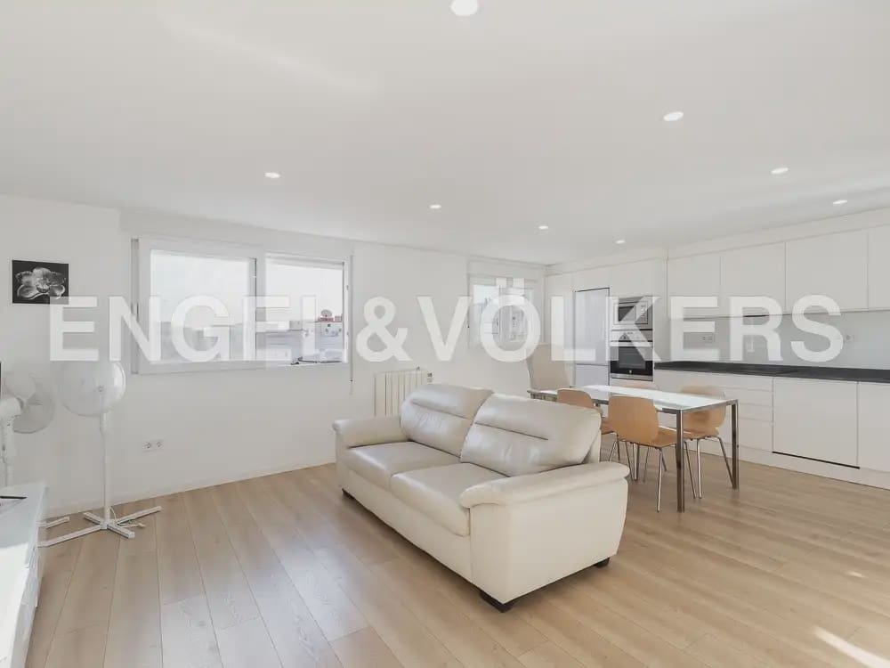 2 bedroom Flat for rent in Valencia city - € 1,500 (Ref: 10179295)