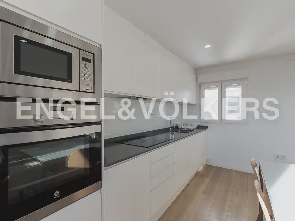 2 bedroom Flat for rent in Valencia city - € 1,500 (Ref: 10179295)