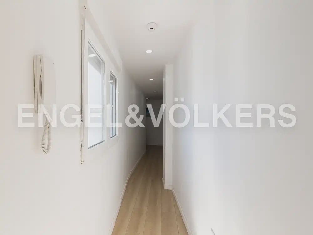 2 bedroom Flat for rent in Valencia city - € 1,500 (Ref: 10179295)