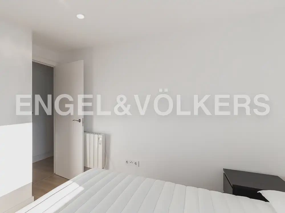 2 bedroom Flat for rent in Valencia city - € 1,500 (Ref: 10179295)