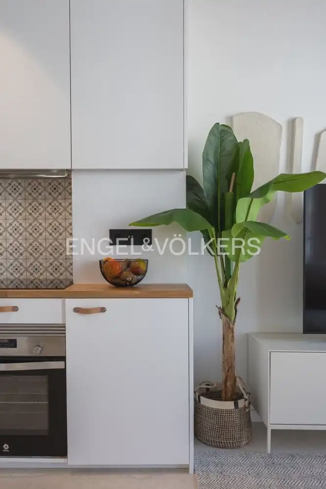 2 Zimmer Wohnung zu vermieten in Valencia Stadt - 2.500 € (Ref: 10179296)