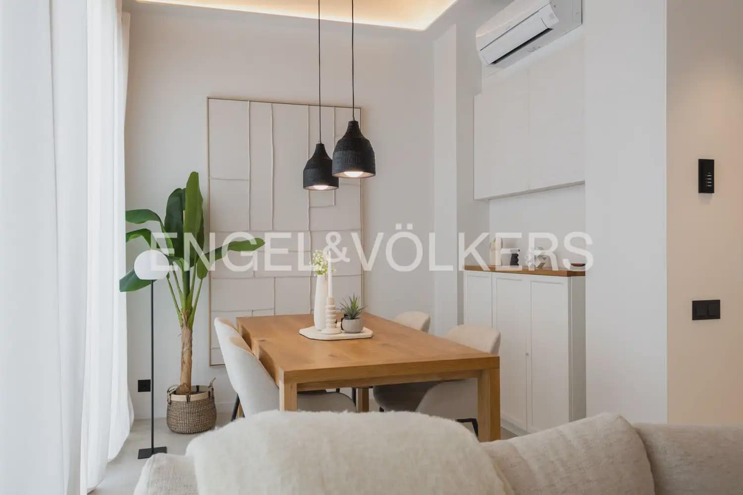 2 Zimmer Wohnung zu vermieten in Valencia Stadt - 2.500 € (Ref: 10179296)