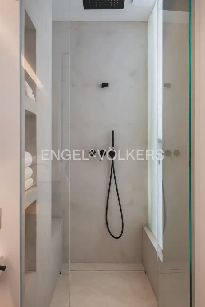 2 Zimmer Wohnung zu vermieten in Valencia Stadt - 2.500 € (Ref: 10179296)