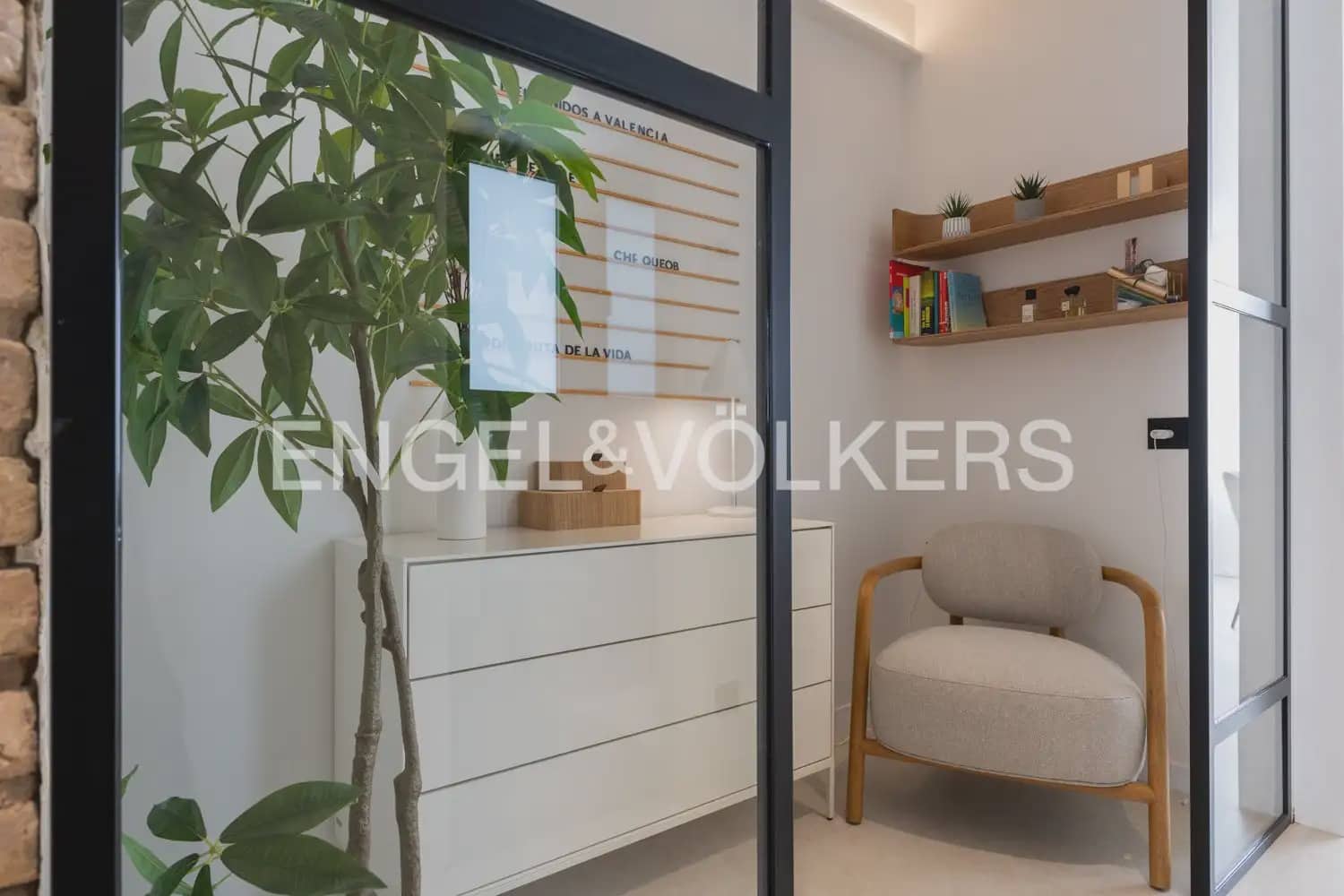 2 Zimmer Wohnung zu vermieten in Valencia Stadt - 2.500 € (Ref: 10179296)