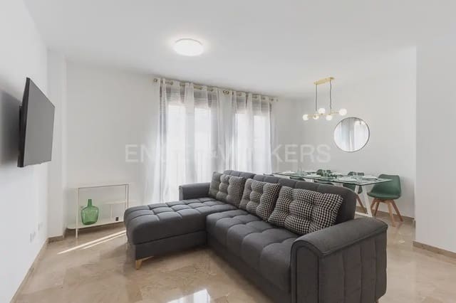 4 slaapkamer Huis te huur in Quart de Poblet met garage - € 1.980 (Ref: 10179298)