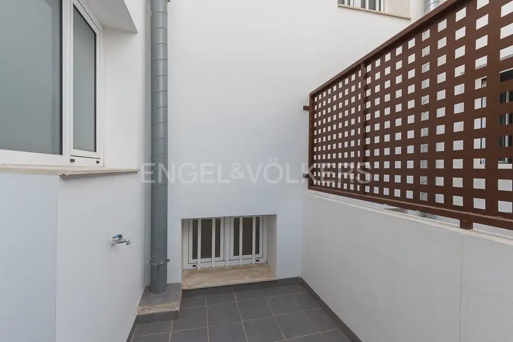 Casa de 4 habitaciones en Quart de Poblet en alquiler con garaje - 1.980 € (Ref: 10179298)