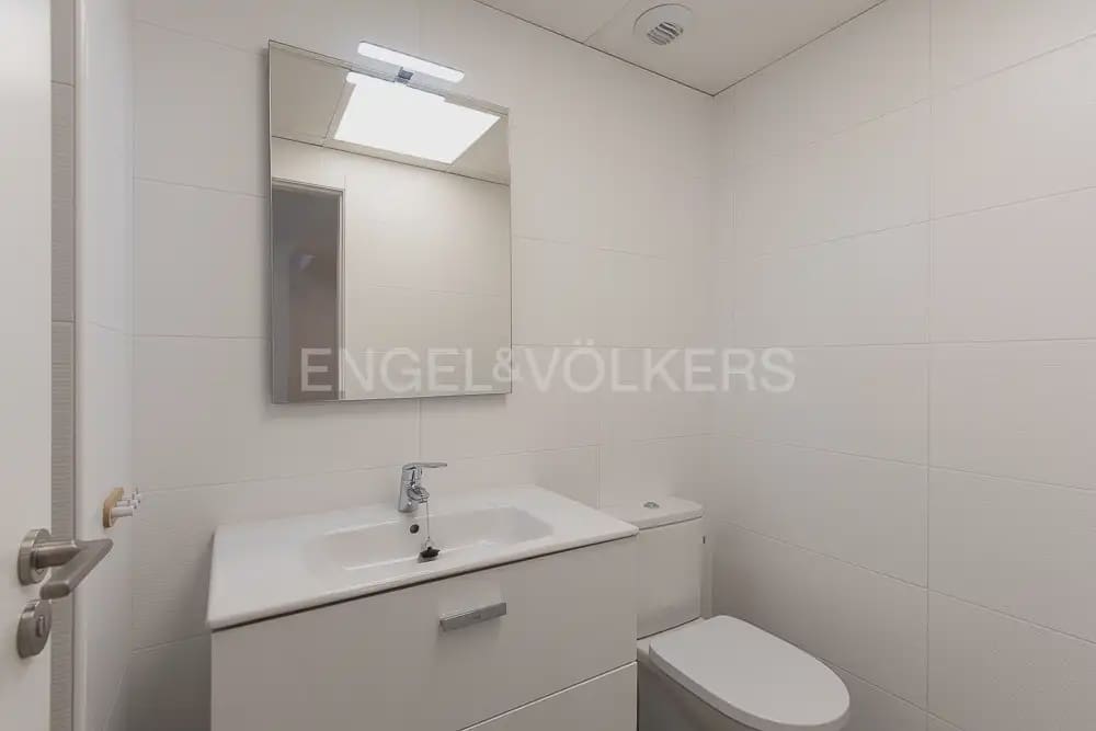 Casa de 4 habitaciones en Quart de Poblet en alquiler con garaje - 1.980 € (Ref: 10179298)