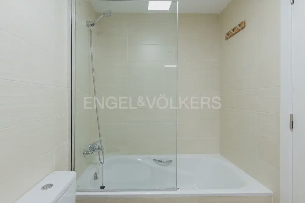 Casa de 4 habitaciones en Quart de Poblet en alquiler con garaje - 1.980 € (Ref: 10179298)