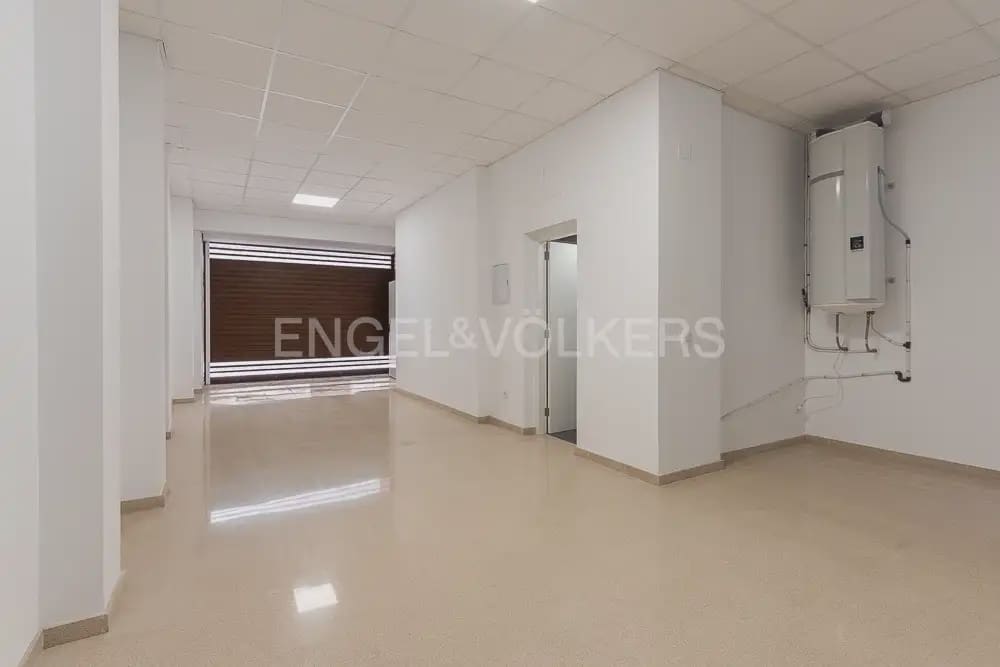 Casa de 4 habitaciones en Quart de Poblet en alquiler con garaje - 1.980 € (Ref: 10179298)
