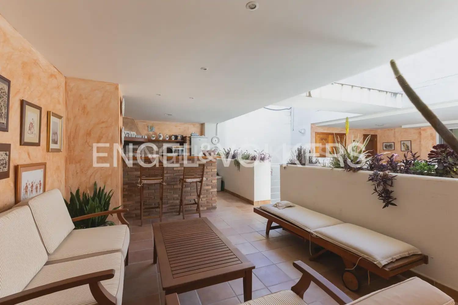 Casa de 7 habitaciones en Castelló de la Plana en venta con garaje - 1.770.000 € (Ref: 10179466)