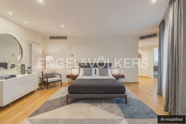Casa de 7 habitaciones en Centro, Castelló de la Plana en venta con garaje - 1.770.000 € (Ref: 10179466)