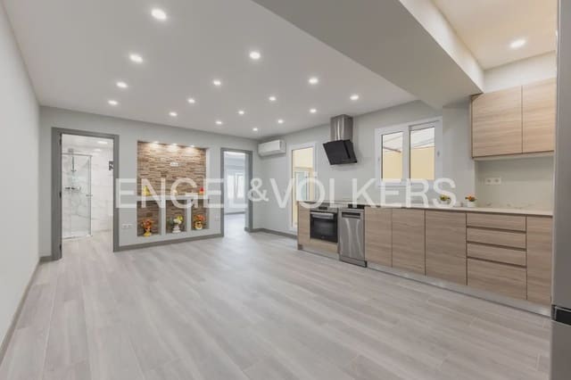 3 Zimmer Wohnung zu verkaufen in Benicalap, València Stadt - 379.000 € (Ref: 10180846)