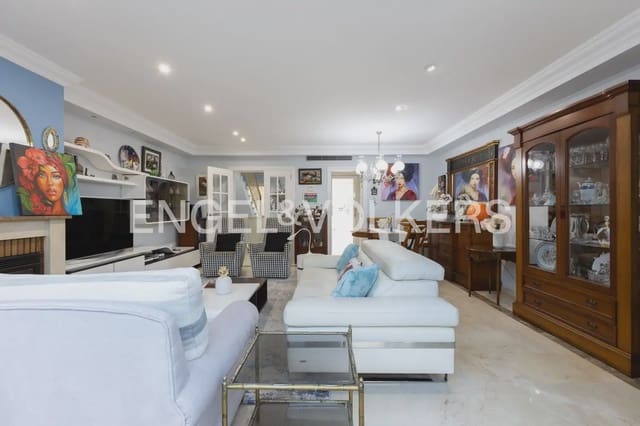 7 soverom Rekkehus til salgs i Alboraya / Alboraia med garasje - € 1 200 000 (Ref: 10180849)