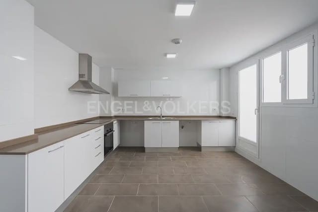 4 soverom Hus til leie i Quart de Poblet med garasje - € 1 980 (Ref: 10180850)