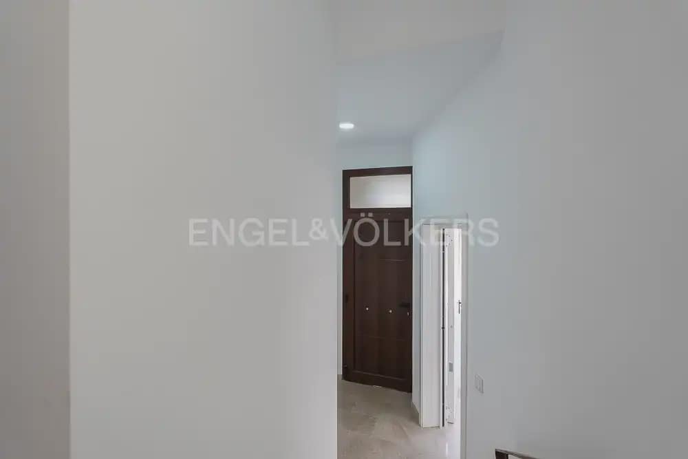 4 soverom Hus til leie i Quart de Poblet med garasje - € 1 980 (Ref: 10180850)