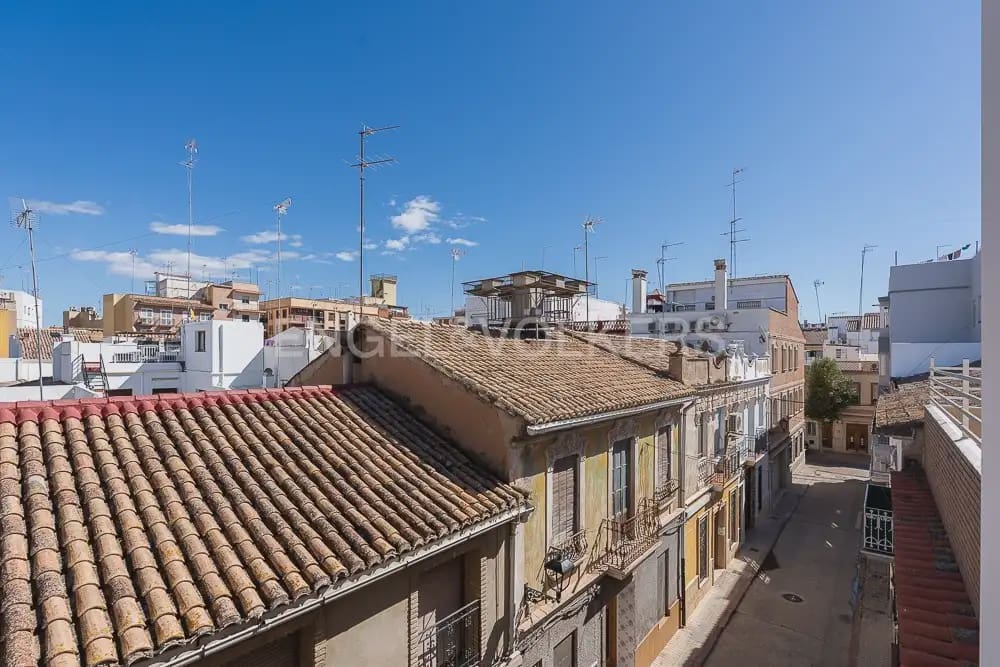 Casa de 4 habitaciones en Quart de Poblet en alquiler con garaje - 1.980 € (Ref: 10180850)