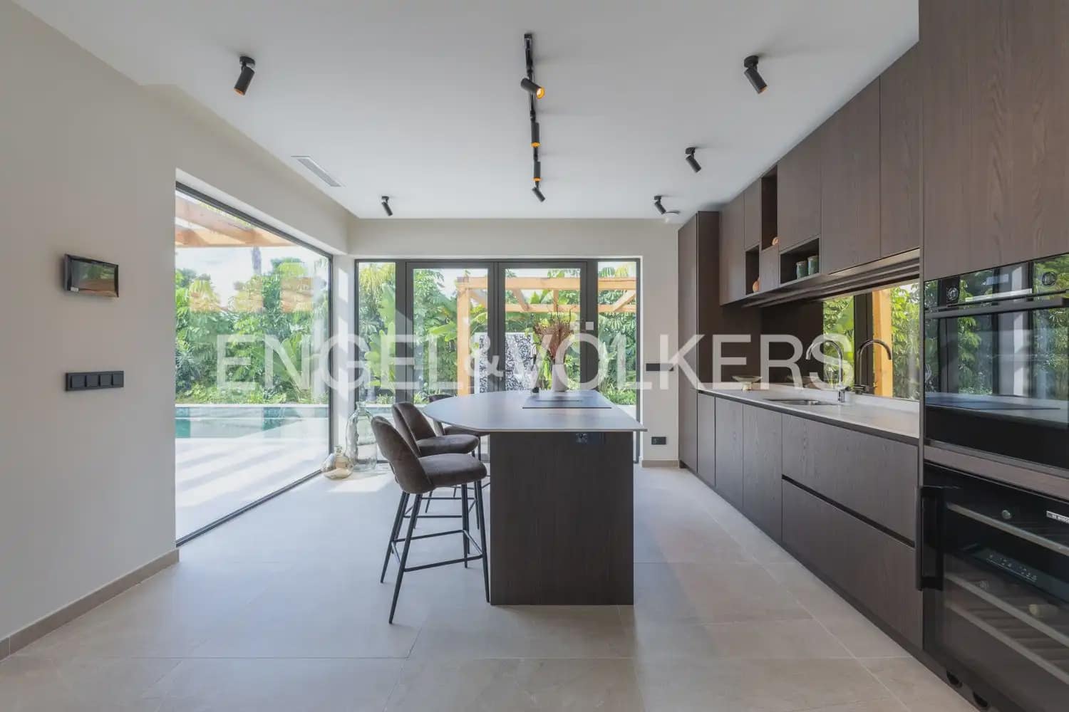 4 sovrum Villa till salu i Javea / Xabia med pool garage - 1 749 000 € (Ref: 10182053)