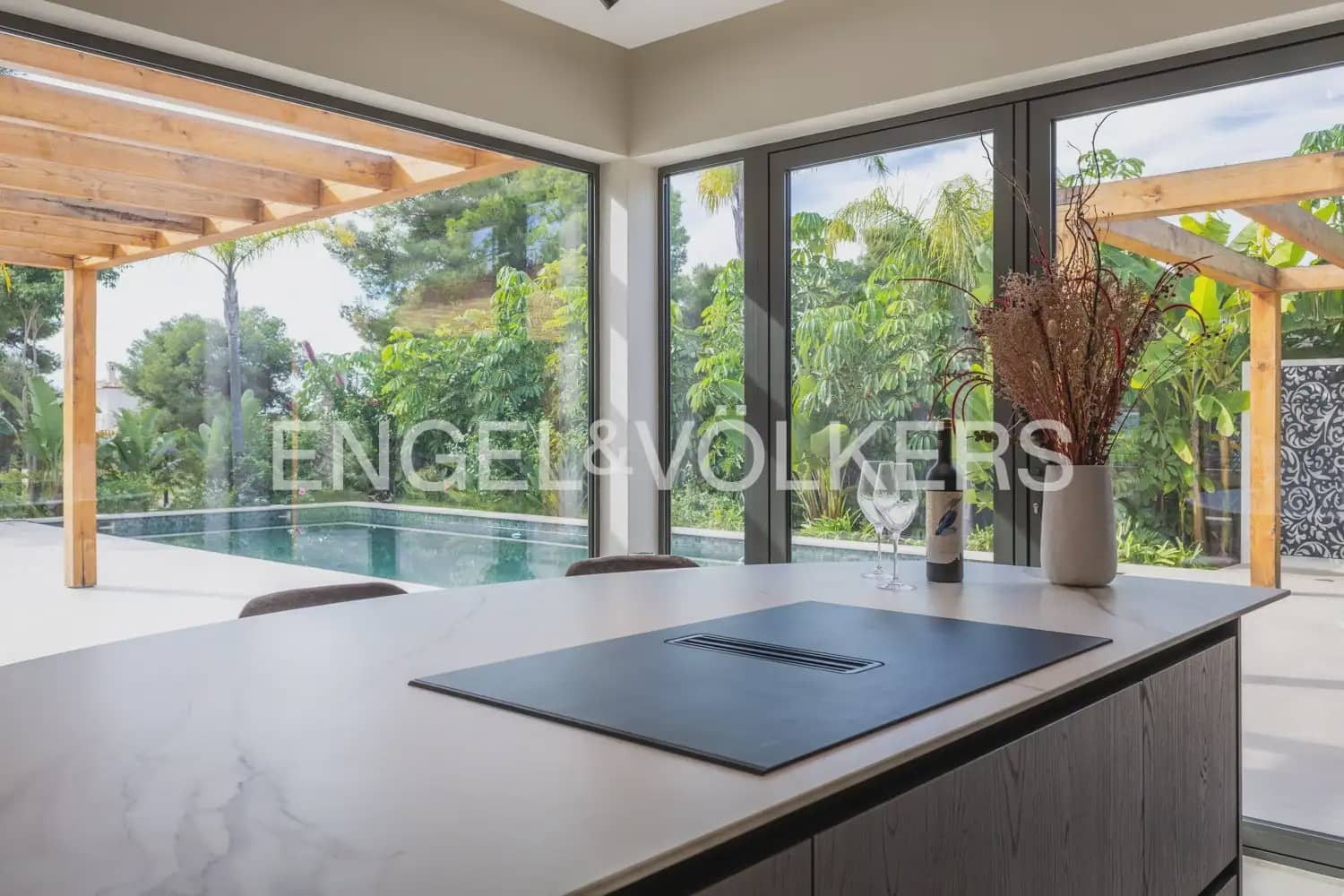 4 sovrum Villa till salu i Javea / Xabia med pool garage - 1 749 000 € (Ref: 10182053)
