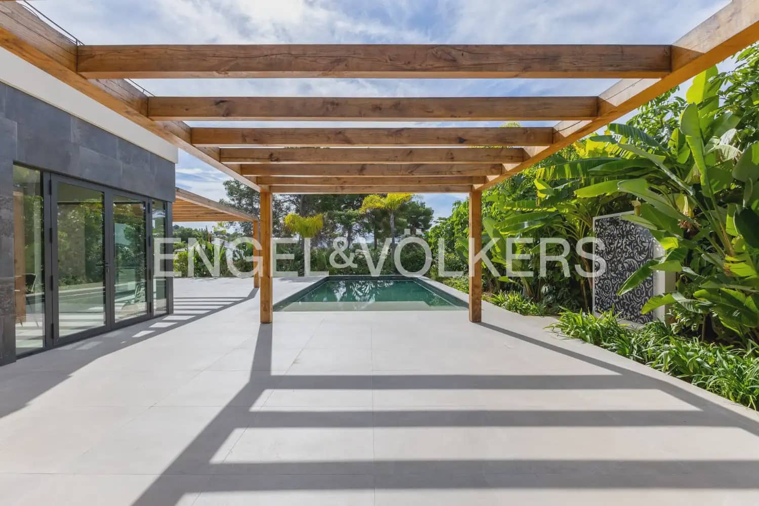 4 sovrum Villa till salu i Javea / Xabia med pool garage - 1 749 000 € (Ref: 10182053)